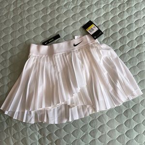 NWT Nike Victory pleated skirt elevated